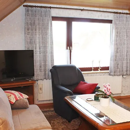 Ferienwohnung Am Eichwald Apartment *